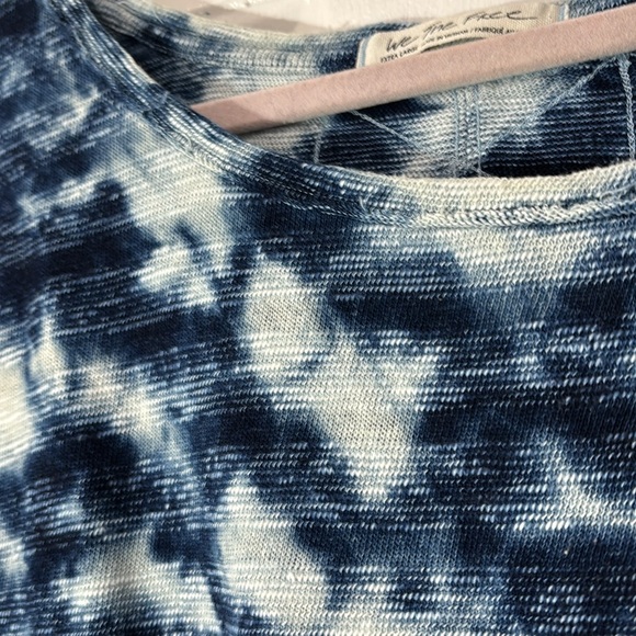 We The Free brand top Size XL oversized - Picture 3 of 6